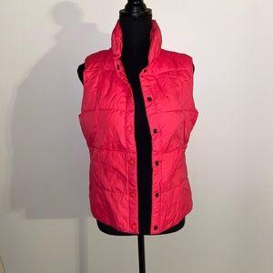 Land’s End pink vest